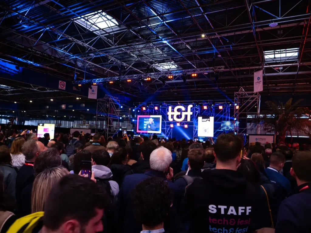 Photo du Tech&Fest. Evenement dans lequel Kickmaker a pris la parole sur le sujet de l'industrialisation de prototype industriel