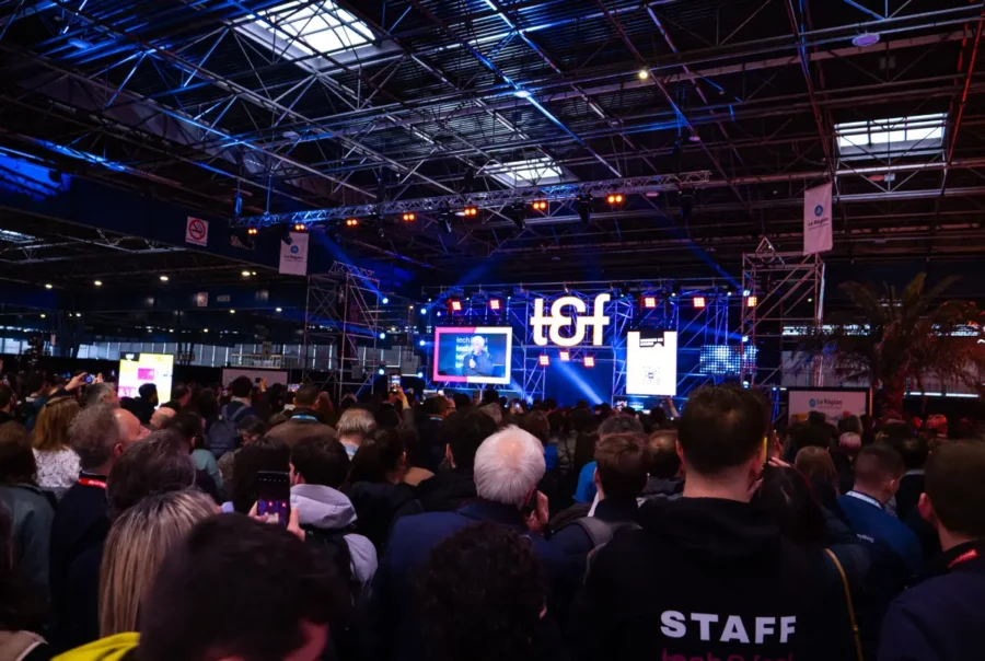 Photo du Tech&Fest. Evenement dans lequel Kickmaker a pris la parole sur le sujet de l'industrialisation de prototype industriel